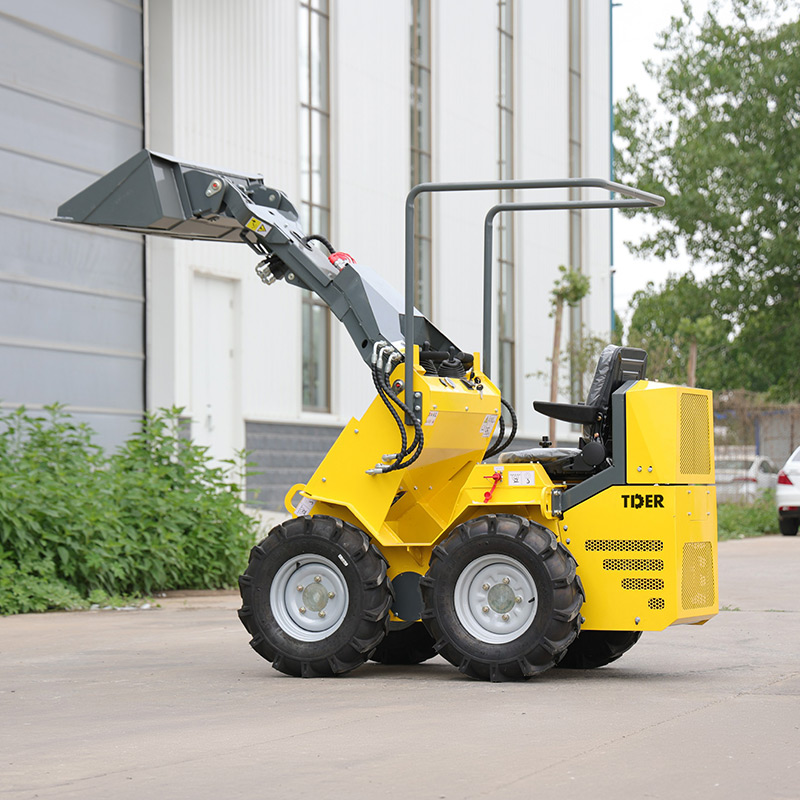 Minicargadora autopropulsada de 240 kg con múltiples opciones de motor.