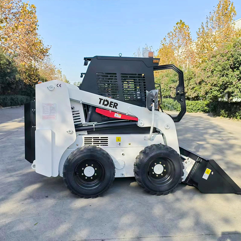 Se vende minicargadora compacta de alta capacidad de 730 kg.
