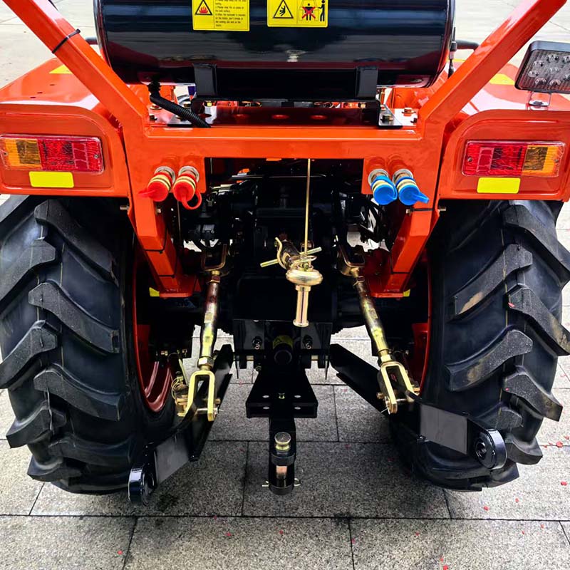 Tractor agrícola de 40 CV en venta con transmisión flexible.