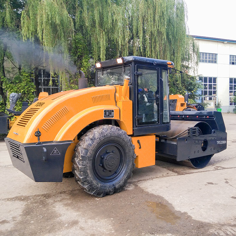 Rodillo compactador de 8 toneladas con motor turboalimentado Cummins
