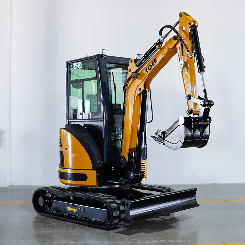 Miniexcavadora de 3 toneladas con sistema hidráulico con detección de carga.